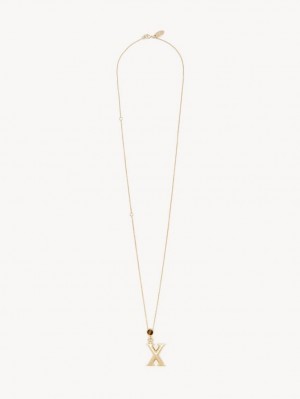 Colares Chloe Alphabet With Pendant Douradas | CHE-SR14332