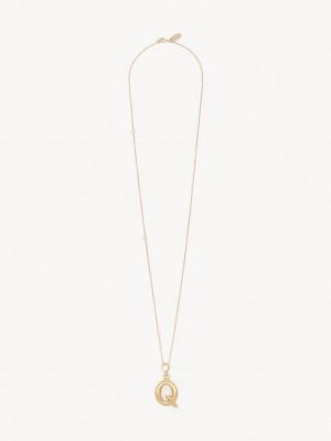 Colares Chloe Alphabet With Pendant Douradas | CHE-SR14339