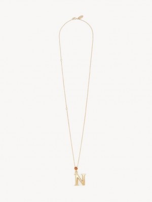 Colares Chloe Alphabet With Pendant Douradas | CHE-SR14342