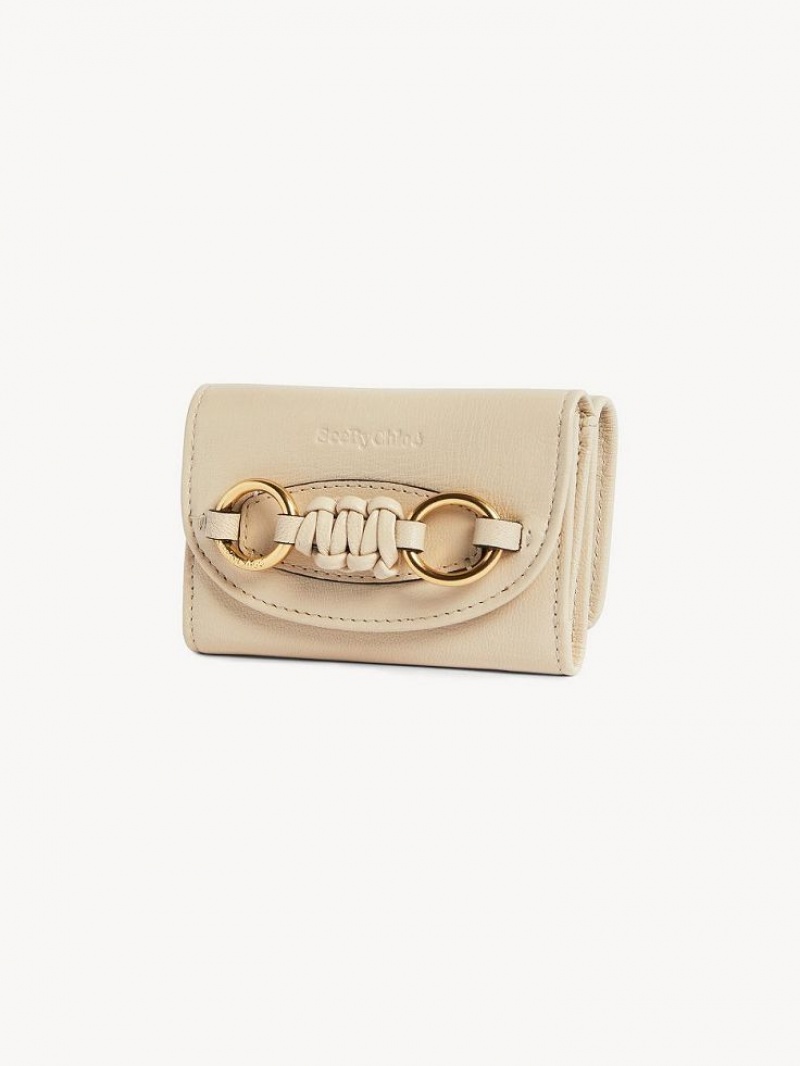 Carteiras Pequenas Chloe Saddie Medium Tri-fold Bege | CHE-SR14903