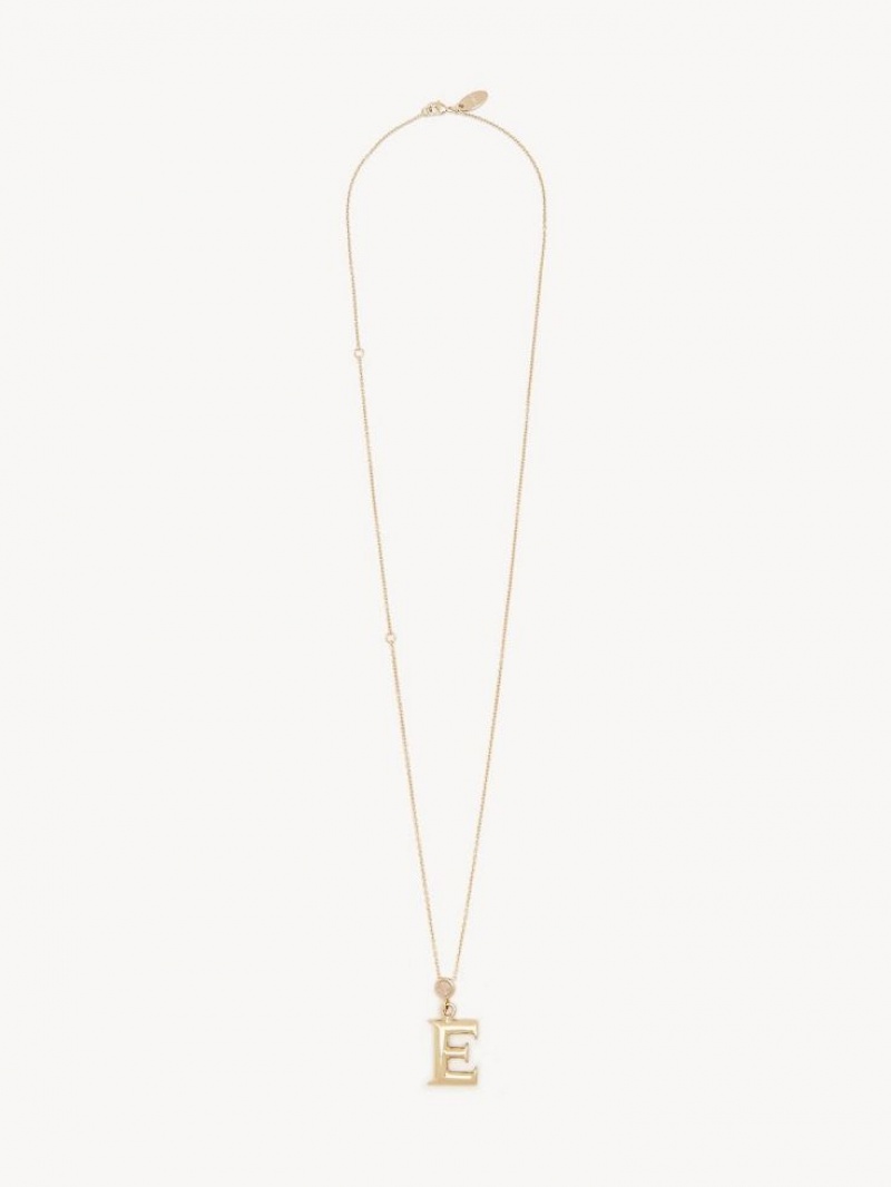 Colares Chloe Alphabet With Pendant Douradas | CHE-SR14351